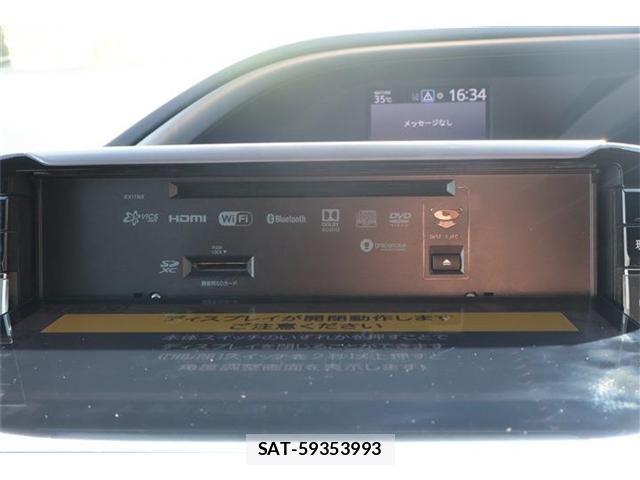 Toyota VOXY 2021-04 8102359-29