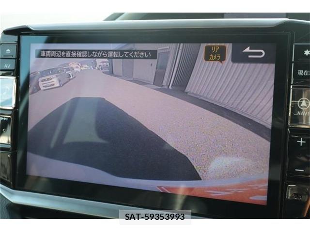 Toyota VOXY 2021-04 8102359-3