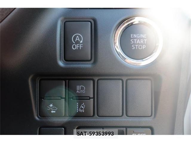 Toyota VOXY 2021-04 8102359-4