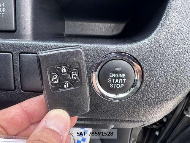 Toyota VOXY 2013-03 8102362-21
