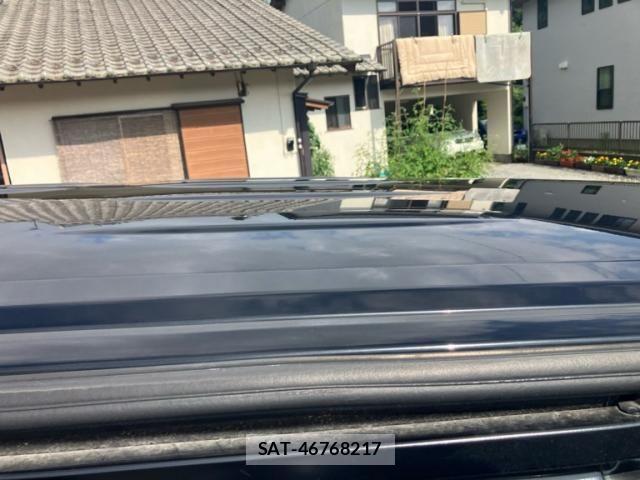 Toyota VOXY 2016-09 8132761-12