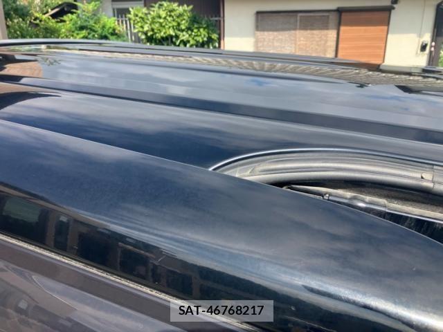 Toyota VOXY 2016-09 8132761-13