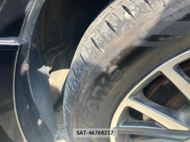 Toyota VOXY 2016-09 8132761-7