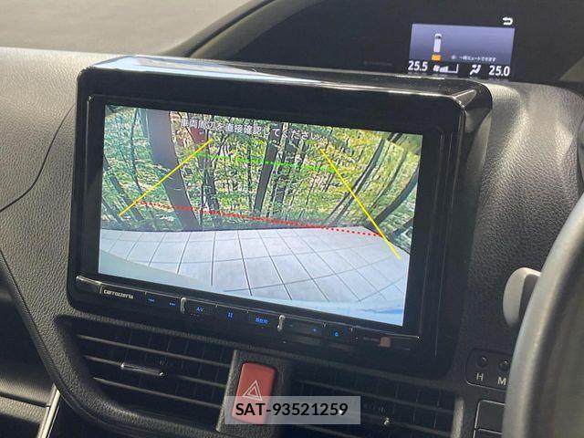 Toyota VOXY 2021-11 8146905-5