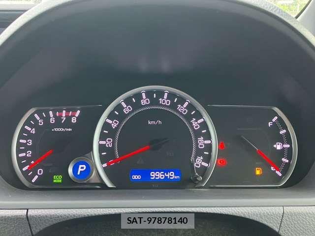 Toyota VOXY 2014-08 8232201-10