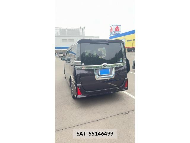 Toyota VOXY 2019-03 8232204-1