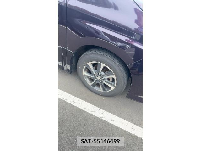 Toyota VOXY 2019-03 8232204-4