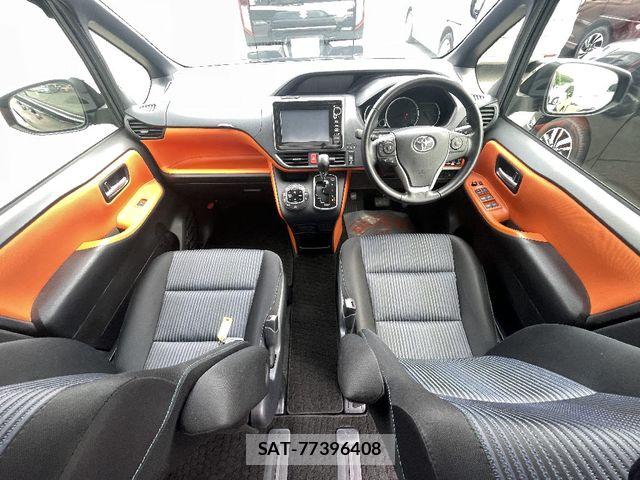 Toyota VOXY 2014-06 8246996-4