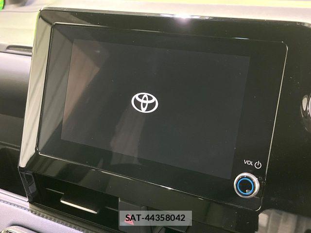 Toyota VOXY 2022-04 8246995-4