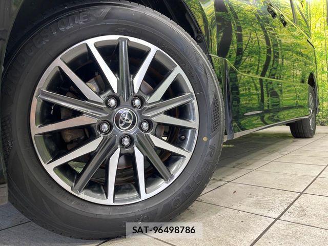 Toyota VOXY 2014-08 8246997-13