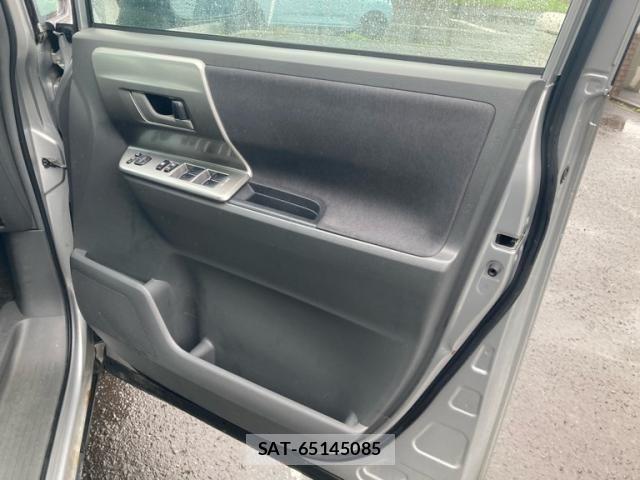 Toyota VOXY 2008-08 8246999-9