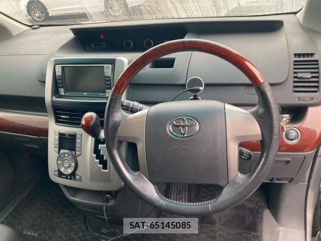 Toyota VOXY 2008-08 8246999-14