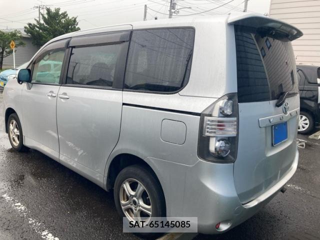 Toyota VOXY 2008-08 8246999-1