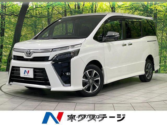 Toyota VOXY 2021-11 8317750-0
