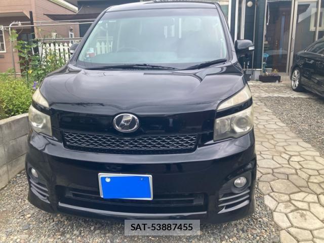 Toyota VOXY 2012-02 8317759-1