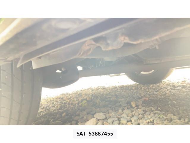 Toyota VOXY 2012-02 8317759-24