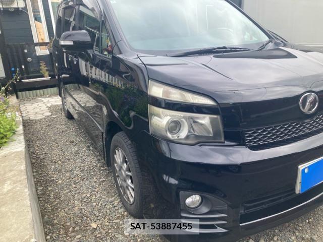 Toyota VOXY 2012-02 8317759-2
