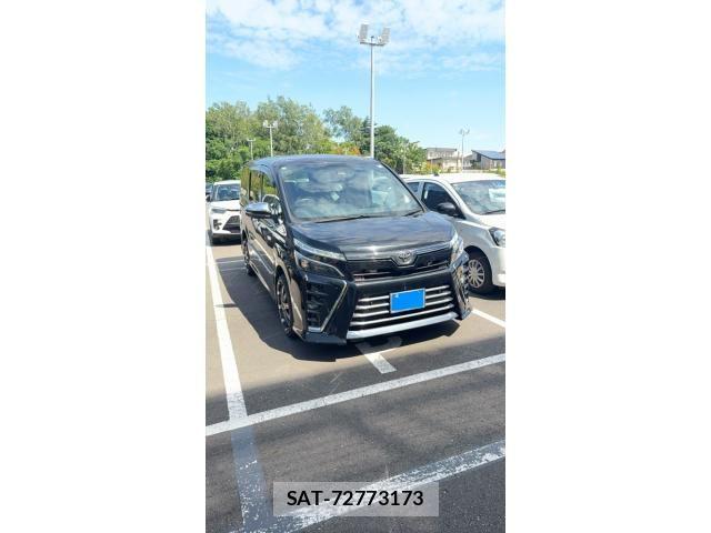 Toyota VOXY 2020-07 8317755-0