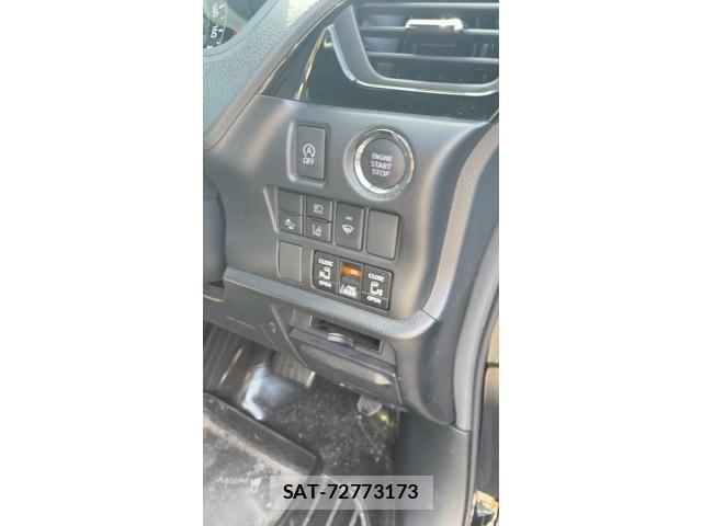 Toyota VOXY 2020-07 8317755-12