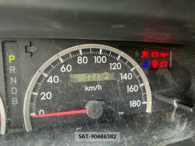 Toyota VOXY 2005-12 8317761-11