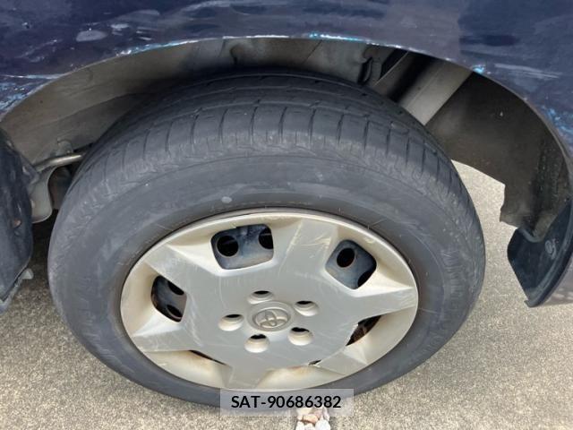 Toyota VOXY 2005-12 8317761-5