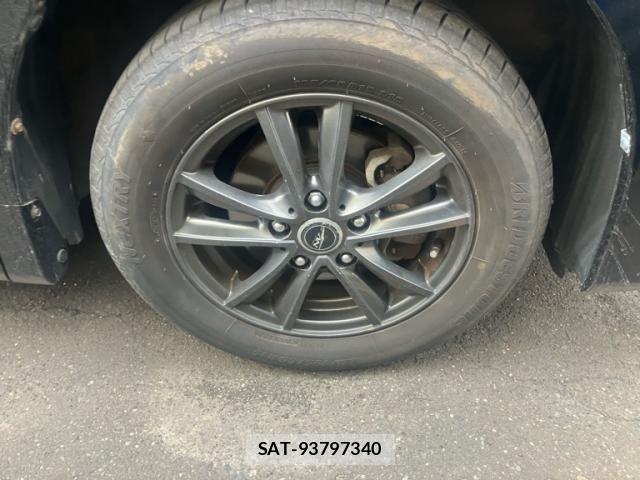 Toyota VOXY 2013-09 8317758-4