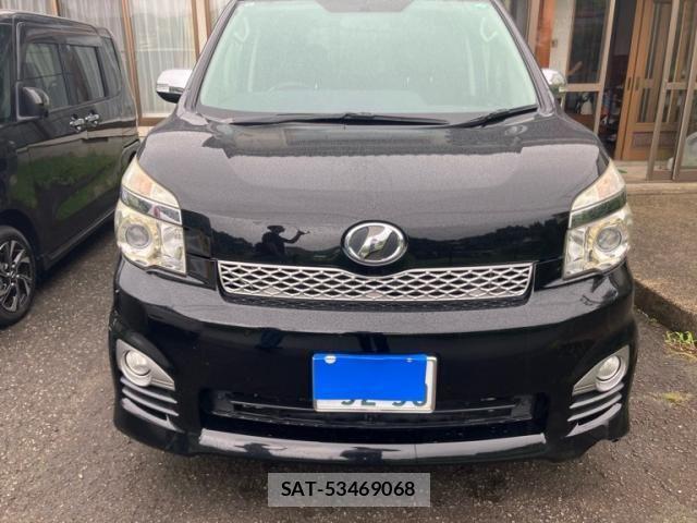 Toyota VOXY 2013-09 8317762-0