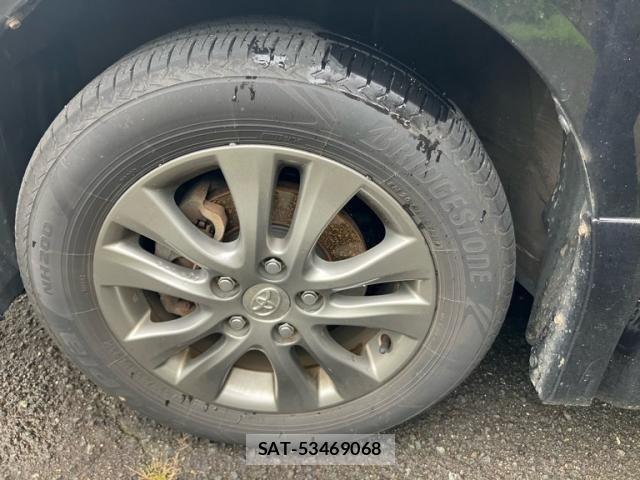 Toyota VOXY 2013-09 8317762-10