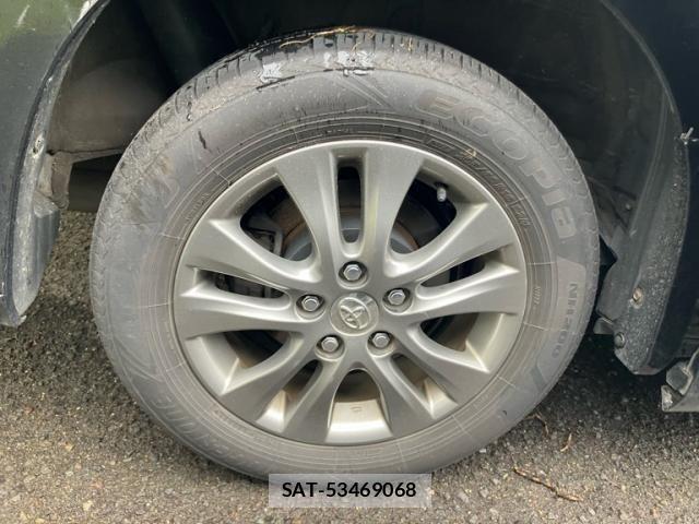 Toyota VOXY 2013-09 8317762-8
