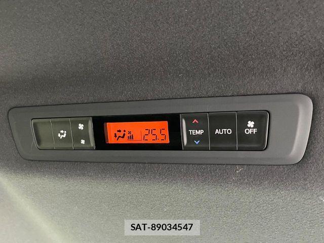 Toyota VOXY 2020-10 8317754-10