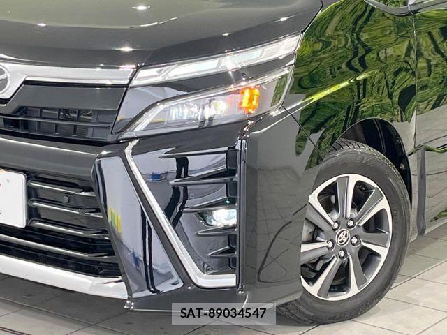 Toyota VOXY 2020-10 8317754-14
