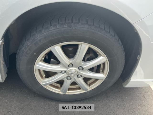 Toyota VOXY 2007-07 8317760-7