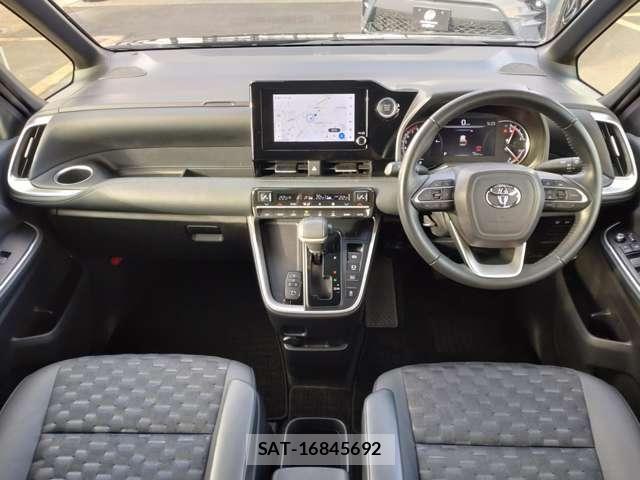 Toyota VOXY 2022-12 8338279-2