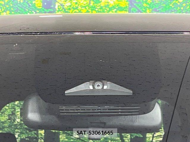 Toyota VOXY 2025-04 8338278-3