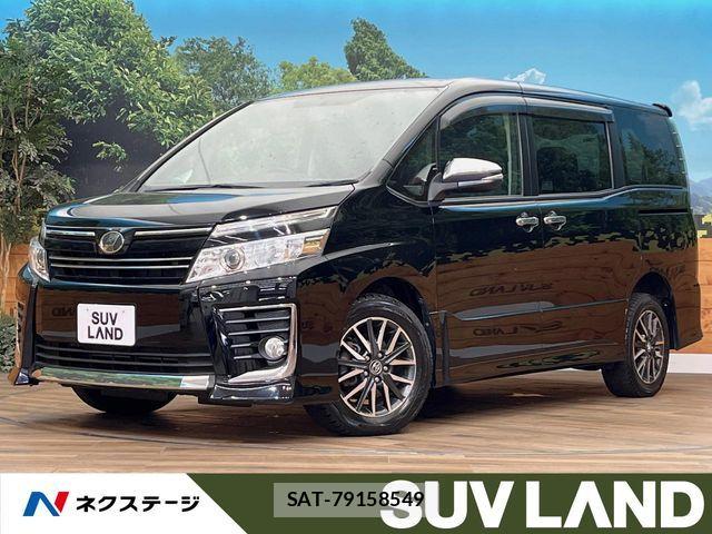 Toyota VOXY 2015-04 8338282-0