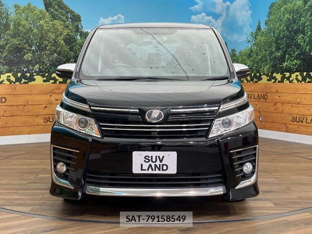 Toyota VOXY 2015-04 8338282-14