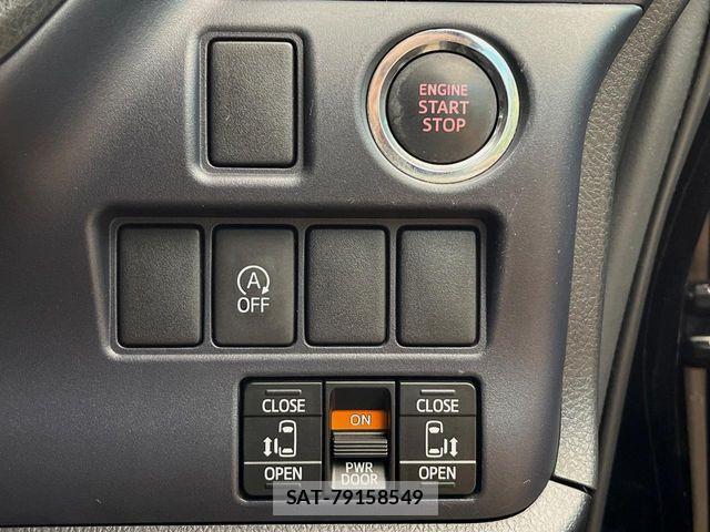 Toyota VOXY 2015-04 8338282-4