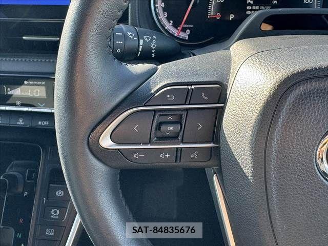 Toyota VOXY 2023-11 8355814-26