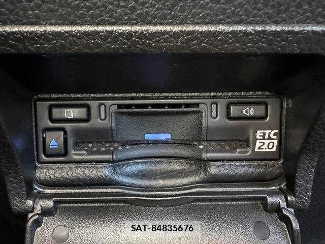 Toyota VOXY 2023-11 8355814-4