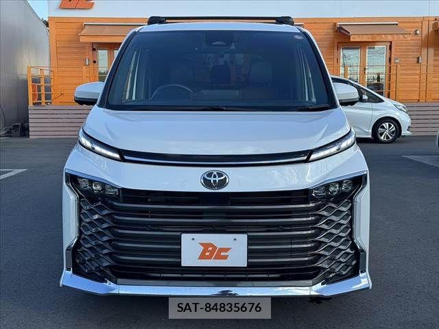 Toyota VOXY 2023-11 8355814-8