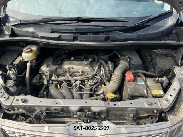 Toyota VOXY 2013-03 8369498-19