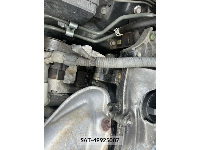 Toyota VOXY 2005-07 8369502-21