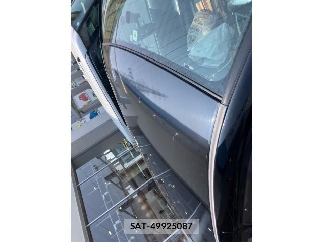 Toyota VOXY 2005-07 8369502-6