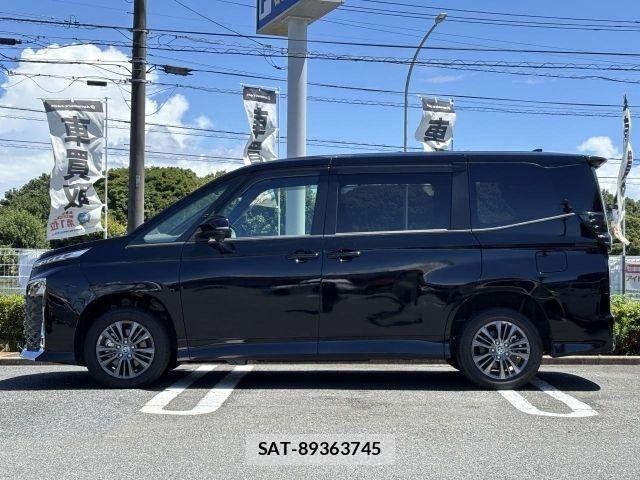 Toyota VOXY 2024-01 8369496-18