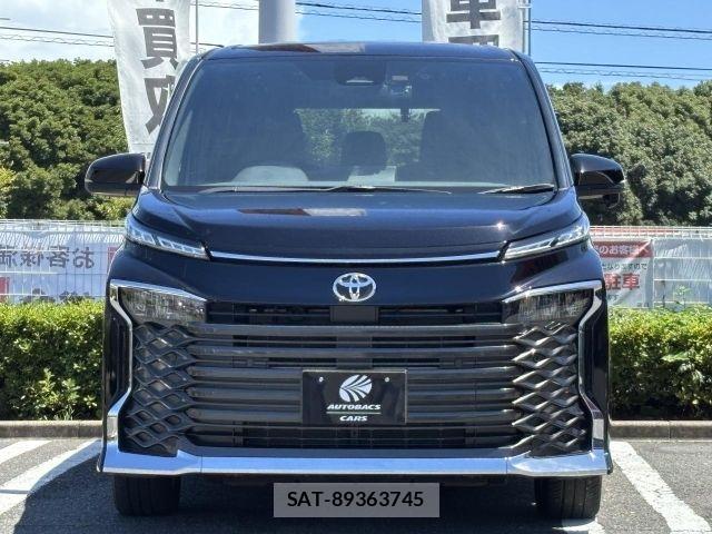 Toyota VOXY 2024-01 8369496-19