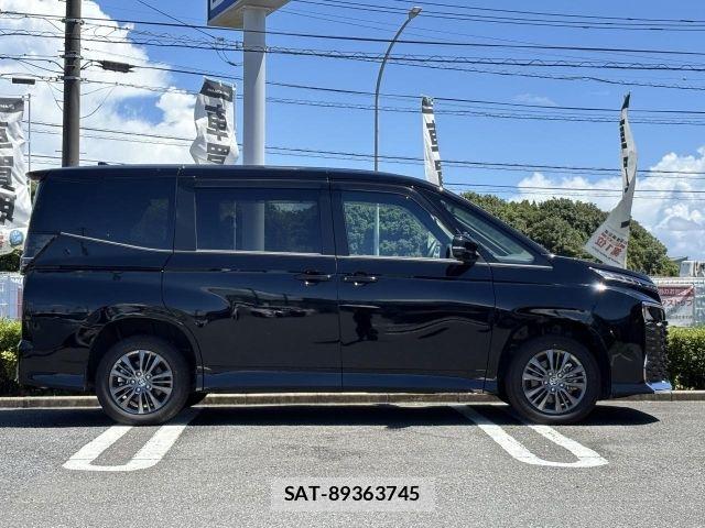 Toyota VOXY 2024-01 8369496-21