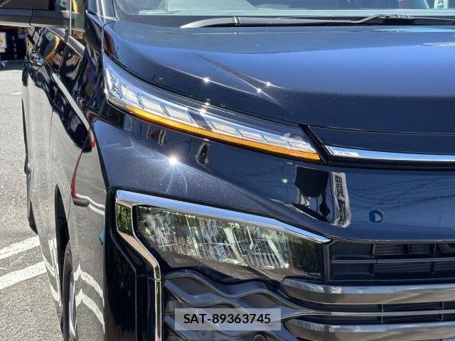 Toyota VOXY 2024-01 8369496-24