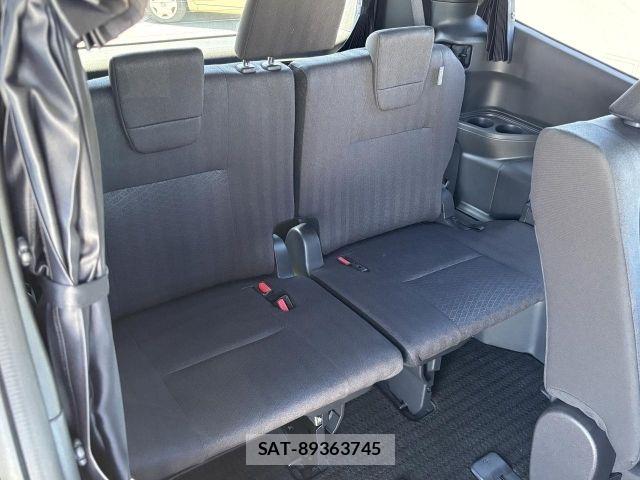 Toyota VOXY 2024-01 8369496-6