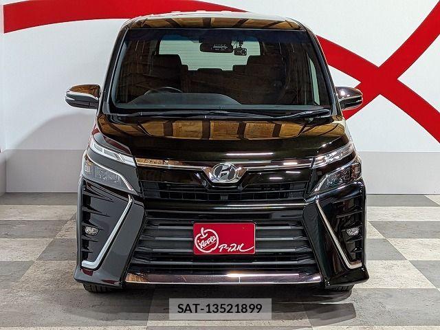 Toyota VOXY 2018-07 8369495-4