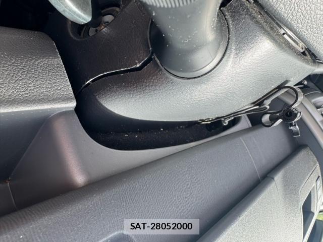 Toyota VOXY 2007-09 8369500-16